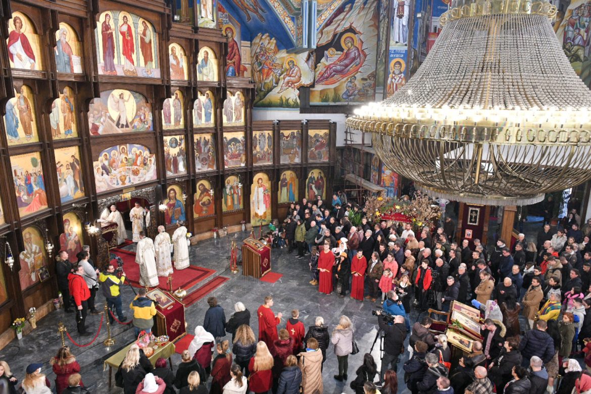 Bozik Liturgija Soborna 16