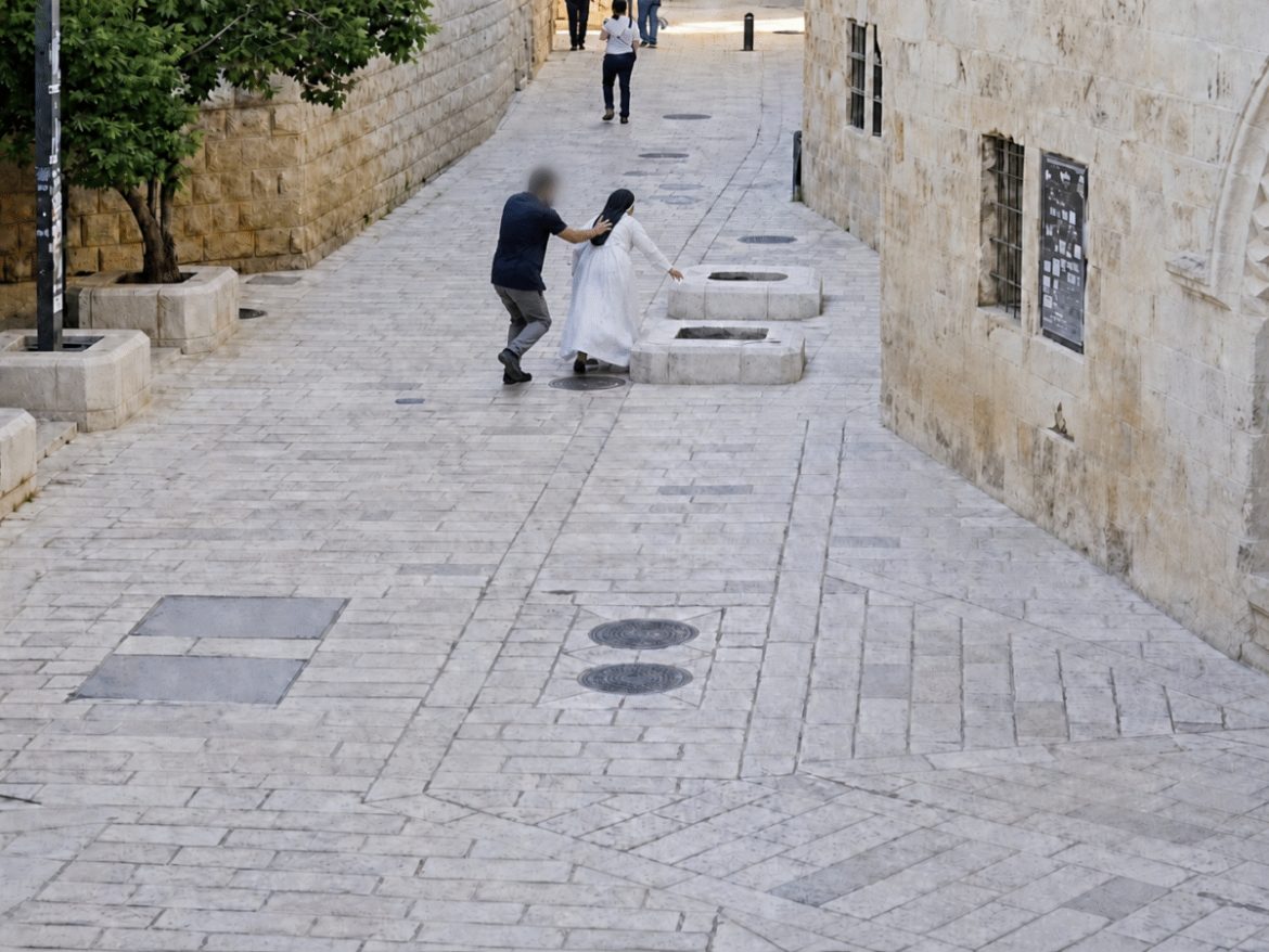 Jewish Man Nun Jerusalem 2may Attacking A Nun Near Jerusalem