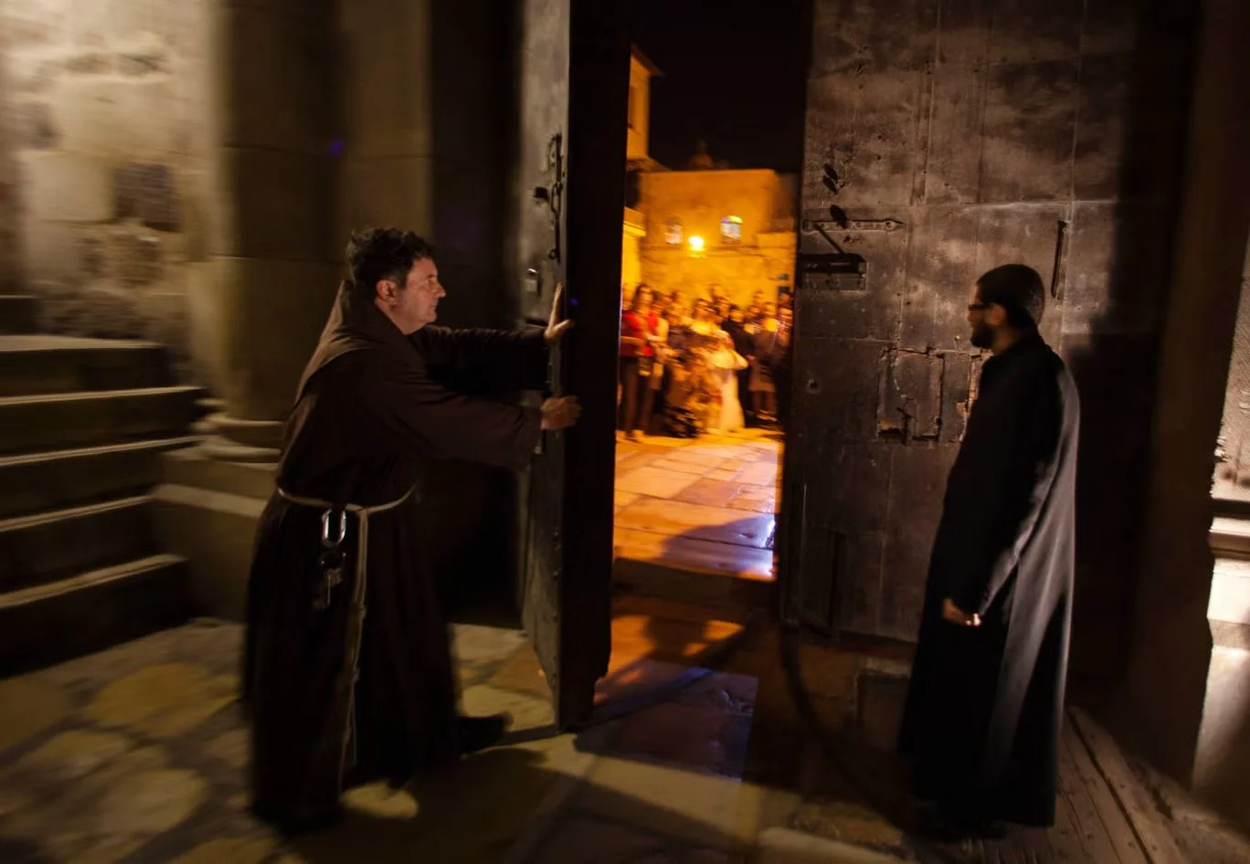 Night At Holy Sepulcher 47758 1