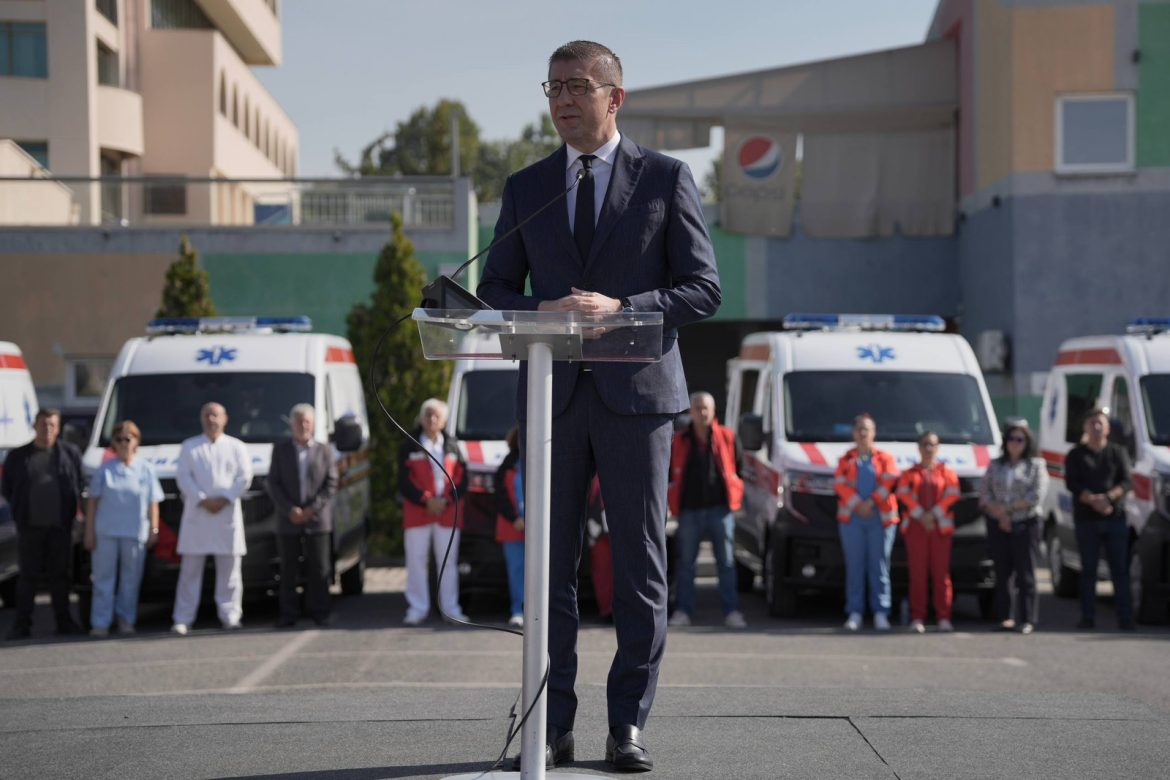 Mickoski So Dobra Vest Za Gragjanite Nabaveni Se 100 Novi Ambulantni Vozila Vlozuvame Vo Zdravstveniot Sistem Image